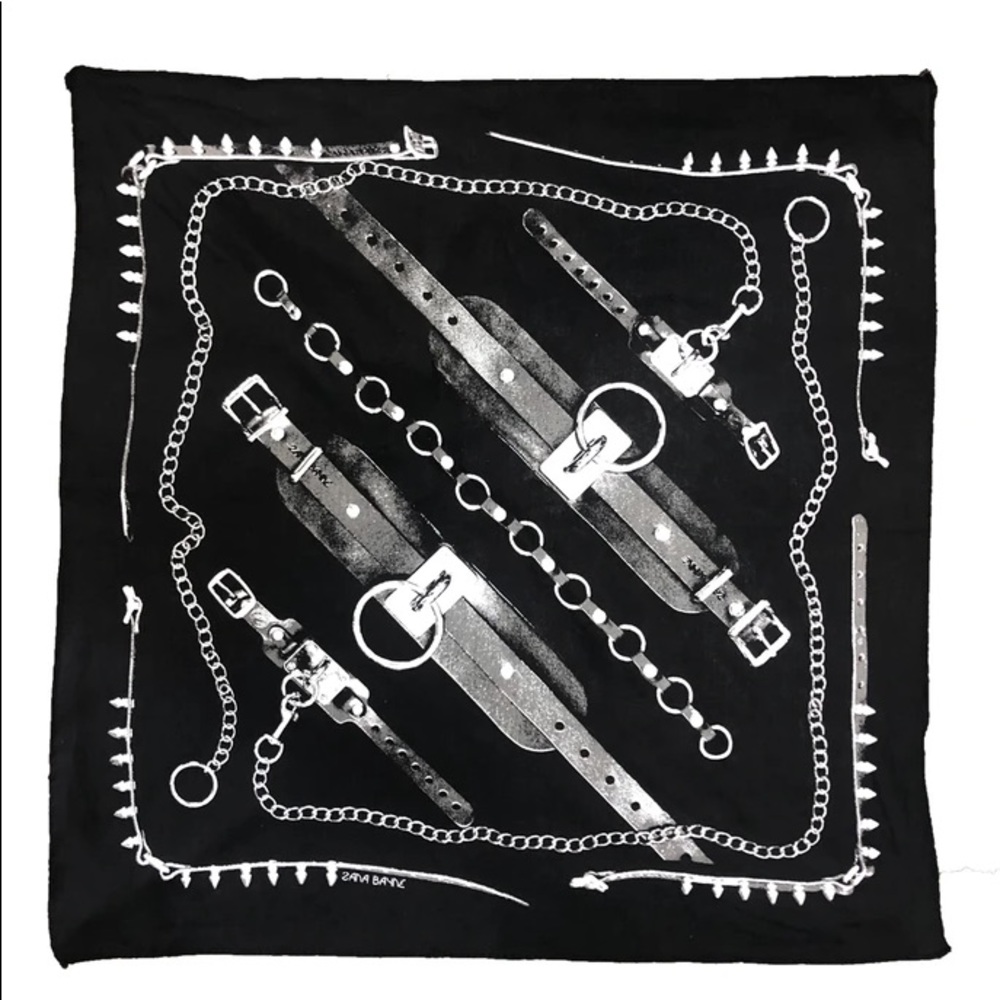 Zana Bayne Bandana